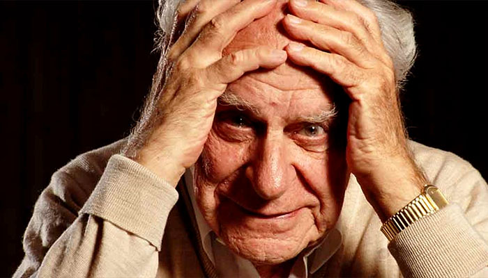 O filósofo austríaco Karl Popper, criador do "paradoxo da tolerância"