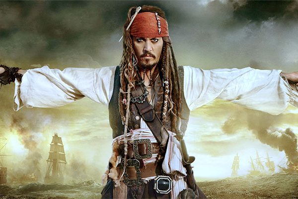 Jack Sparrow, da saga “Piratas do Caribe” (Disney), o pirata mais famoso do cinema
