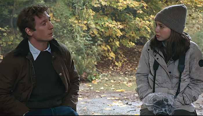 Jeff Horwitz (Jeremy Allen White) e Frances Haugen (Mikey Madison), em cena do filme “O Outro Lado das Redes” - Foto: reprodução
