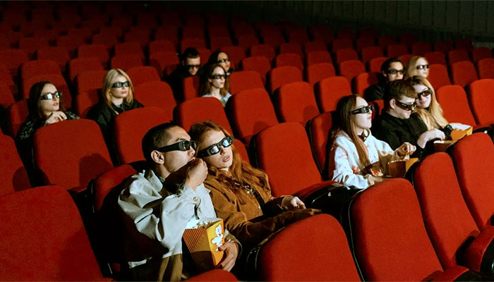 Mudanças comportamentais forçam cinemas a se transformar