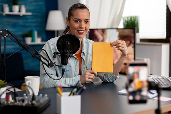 Graças à tecnologia, hoje um único profissional pode fazer o que antes exigia equipes inteiras – Foto: Freepik/Creative Commons